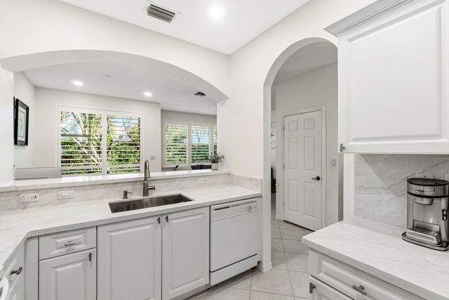 139 Coconut Key Lane, Delray Beach, FL 33484
