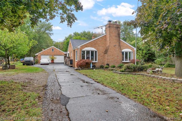 9207 Inkster Road, Livonia, MI 48150