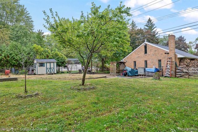 9207 Inkster Road, Livonia, MI 48150