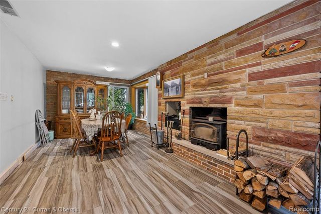 9207 Inkster Road, Livonia, MI 48150