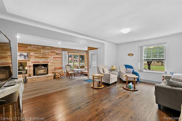 9207 Inkster Road, Livonia, MI 48150