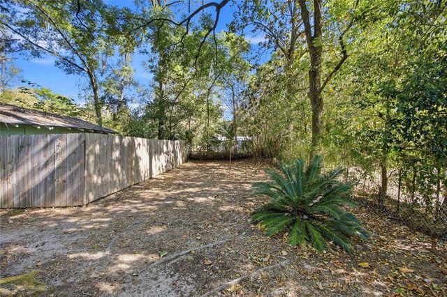 1032 NW 40TH AVENUE, Gainesville, FL 32609