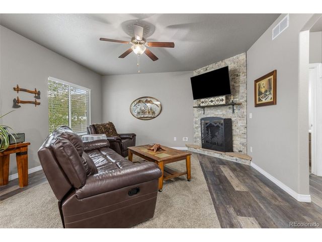 2431 Nicholson St, Berthoud, CO 80513
