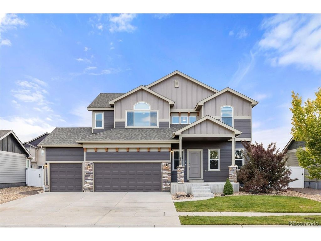 2431 Nicholson St, Berthoud, CO 80513