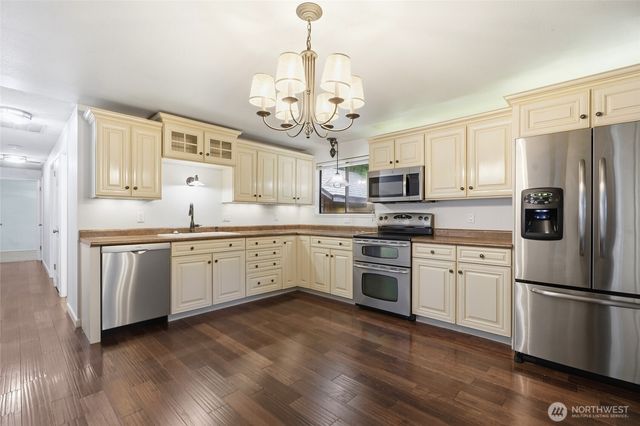 108 Swiftwater Place, Kelso, WA 98626