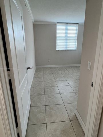 117 NW 42nd Ave 508, Miami, FL 33126