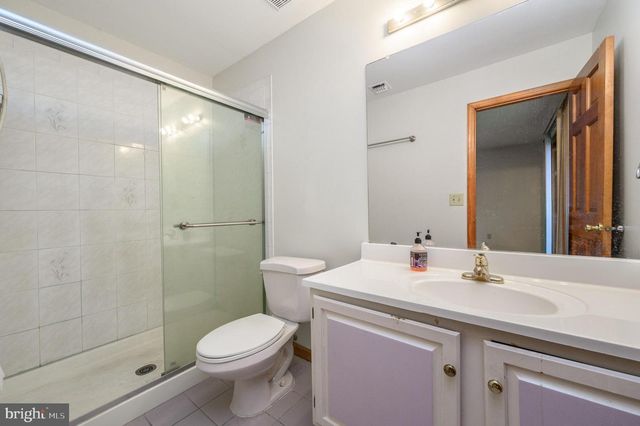 4 DRINKING BROOK RD, Monmouth Junction, NJ 08852