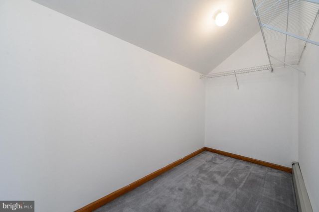 4 DRINKING BROOK RD, Monmouth Junction, NJ 08852
