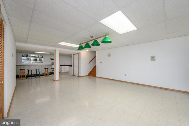 4 DRINKING BROOK RD, Monmouth Junction, NJ 08852