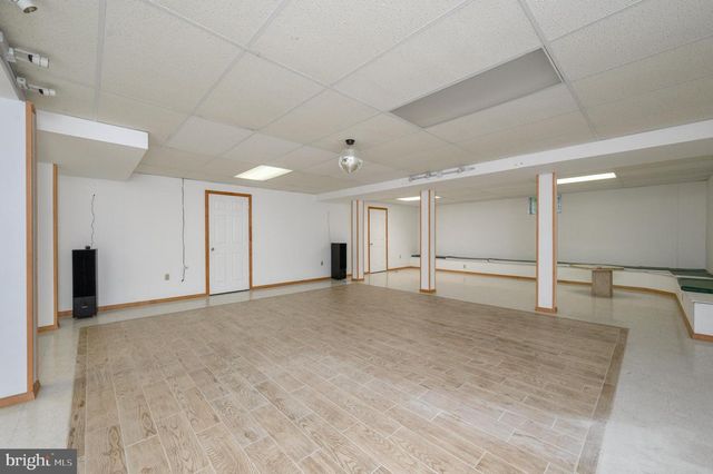 4 DRINKING BROOK RD, Monmouth Junction, NJ 08852