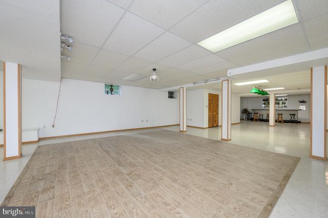 4 DRINKING BROOK RD, Monmouth Junction, NJ 08852