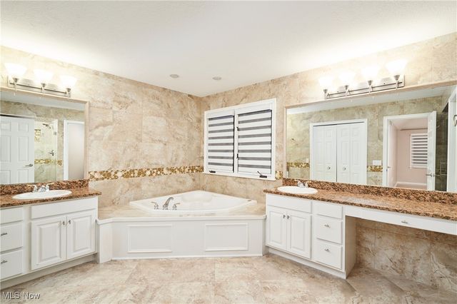 5469 Riverview Drive, North Royalton, OH 44133