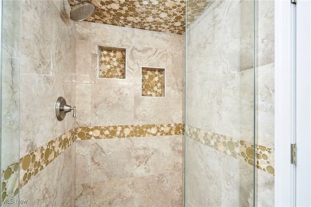 5469 Riverview Drive, North Royalton, OH 44133