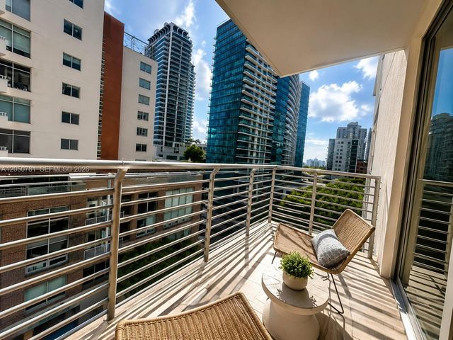 90 NE 32 713, Miami, FL 33137