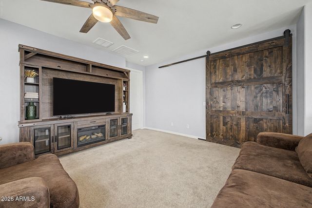 16622 S 6TH Place, Phoenix, AZ 85048