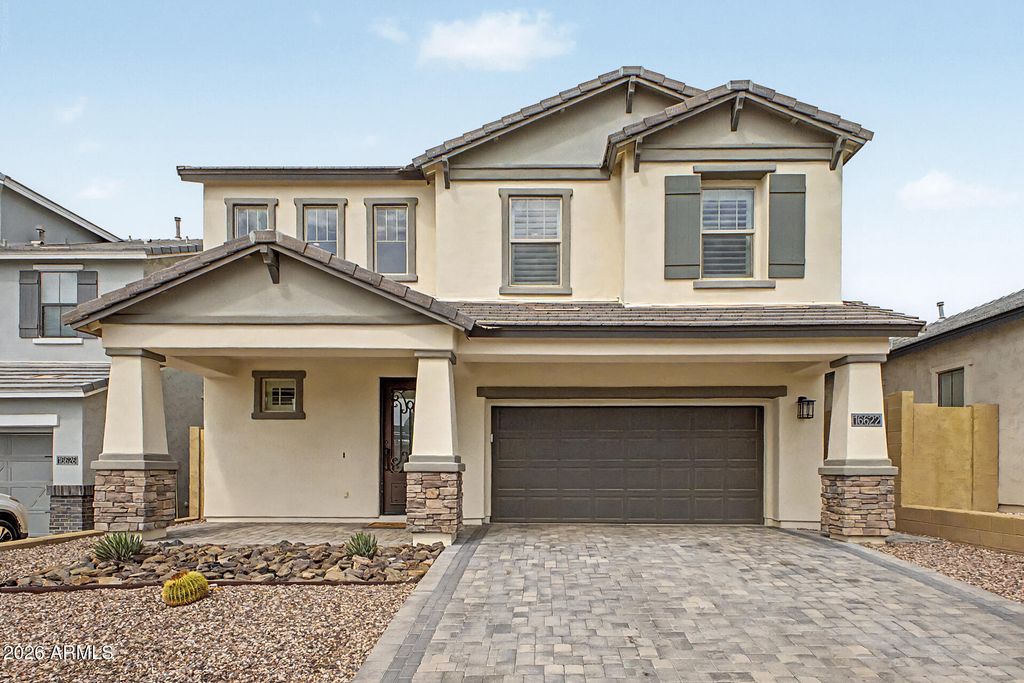 16622 S 6TH Place, Phoenix, AZ 85048