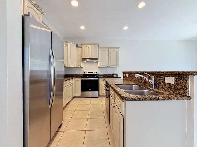 648 NORFOLK STREET, Dunedin, FL 34698