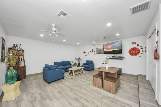 4246 Tiny Hur Drive, Pasadena, TX 77503