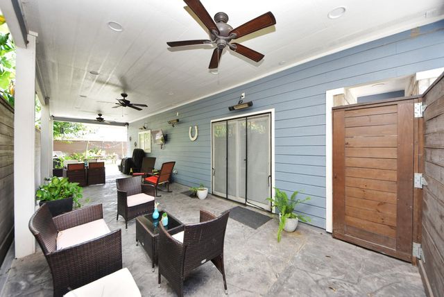 4246 Tiny Hur Drive, Pasadena, TX 77503