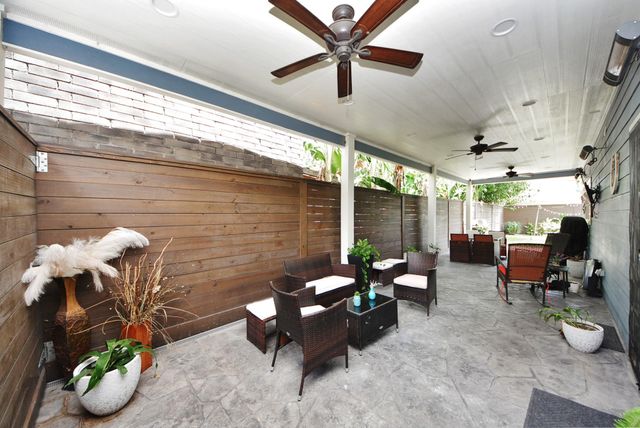 4246 Tiny Hur Drive, Pasadena, TX 77503