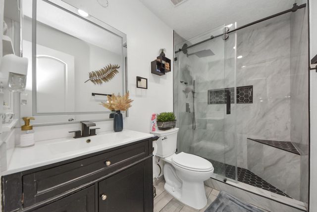 4246 Tiny Hur Drive, Pasadena, TX 77503