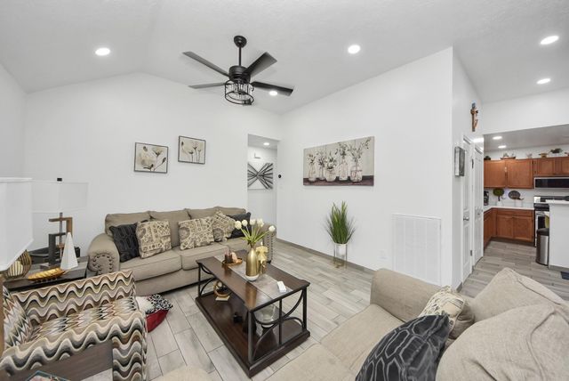 4246 Tiny Hur Drive, Pasadena, TX 77503
