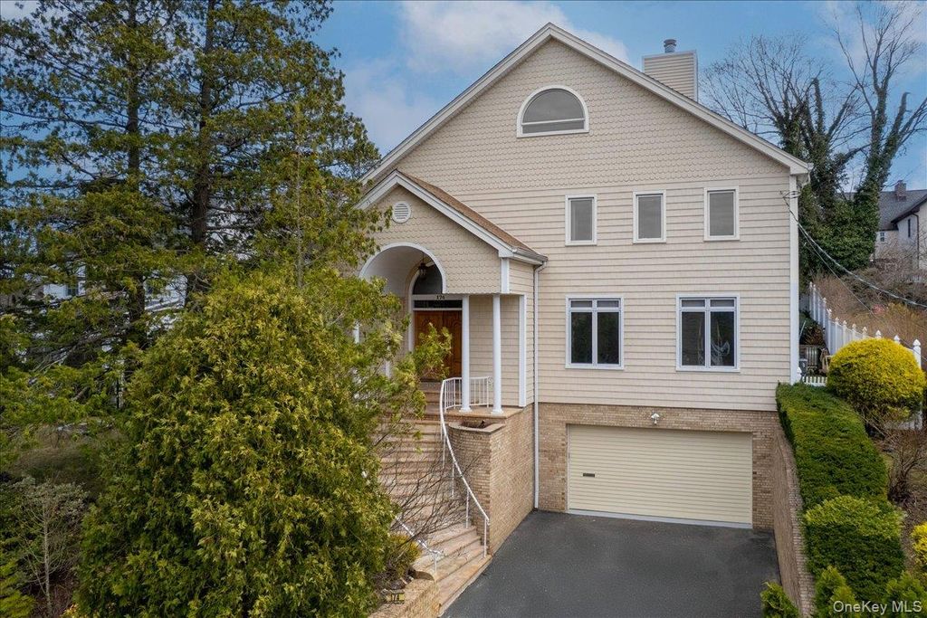 174 Lawrence Avenue, Eastchester, NY 10709