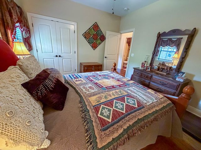 107 Littleleaf Ct, Dothan, AL 36301