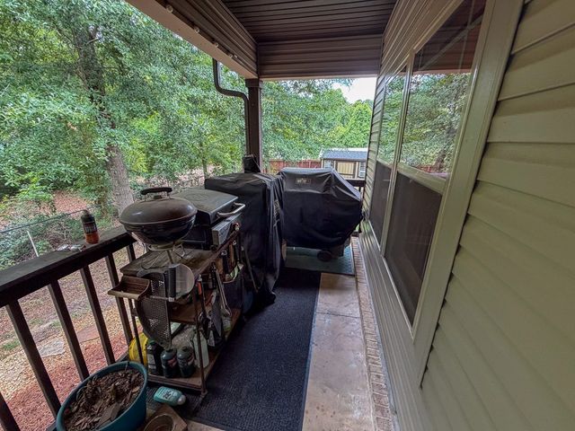 107 Littleleaf Ct, Dothan, AL 36301
