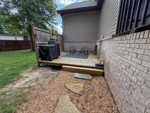 107 Littleleaf Ct, Dothan, AL 36301