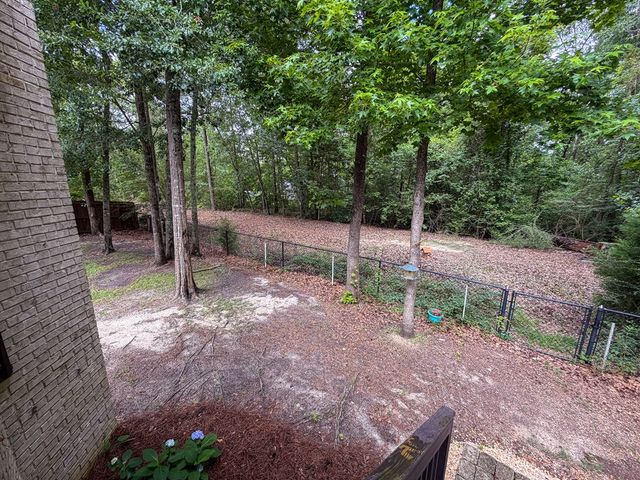 107 Littleleaf Ct, Dothan, AL 36301