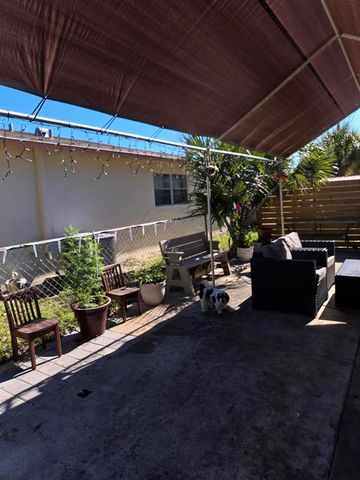 2396 Daphne Drive, West Palm Beach, FL 33415