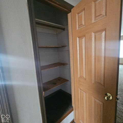 1086 Fairlane Court, Franklin, IN 46131