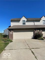 1086 Fairlane Court, Franklin, IN 46131