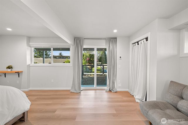 49 N Point Drive, Bellingham, WA 98229