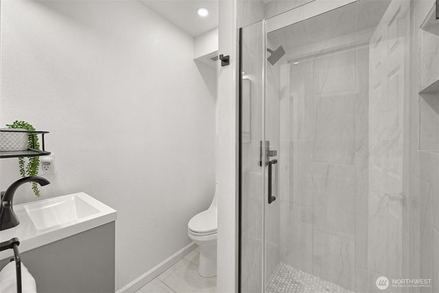 49 N Point Drive, Bellingham, WA 98229