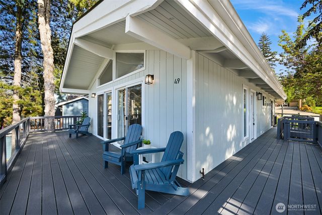 49 N Point Drive, Bellingham, WA 98229