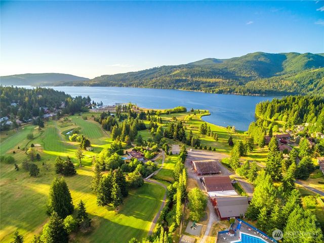 49 N Point Drive, Bellingham, WA 98229