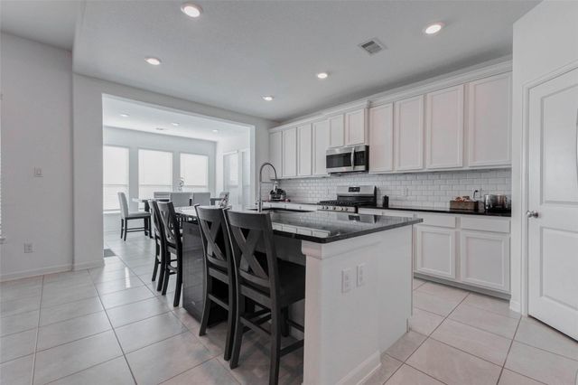 3711 Castle Rock Drive, Rosenberg, TX 77469