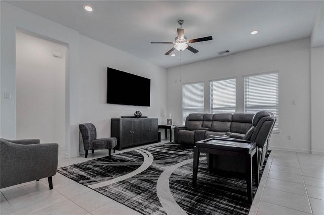 3711 Castle Rock Drive, Rosenberg, TX 77469