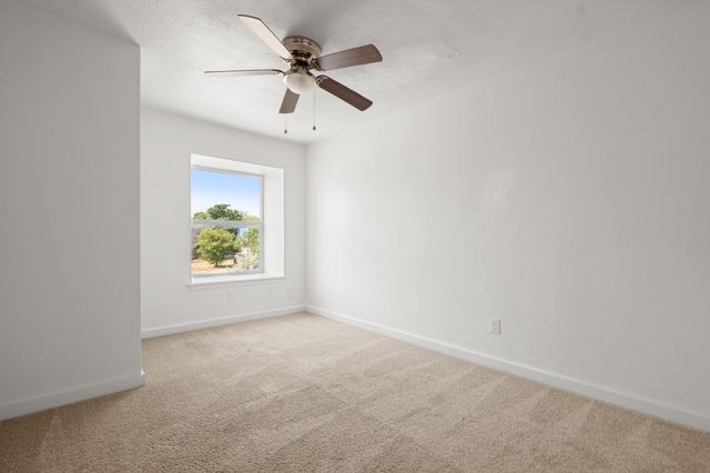 300 E Croslin ST 106, Austin, TX 78752