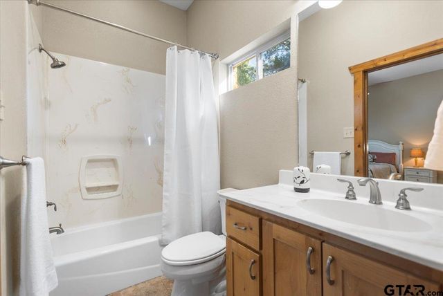 18598 FM 1804, Lindale, TX 75771