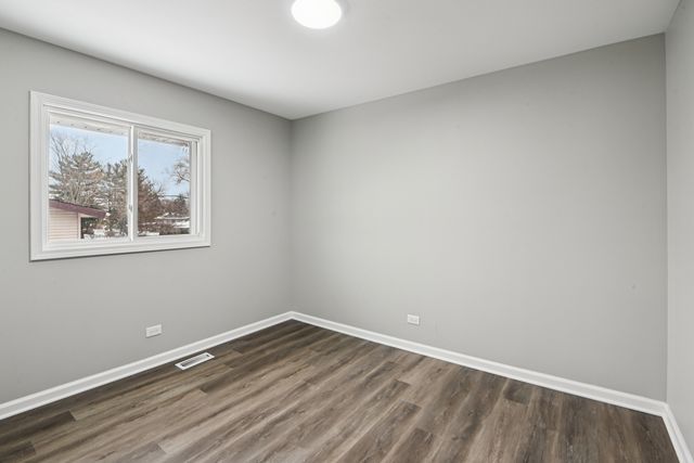 3403 Fountainbleau Drive, Hazel Crest, IL 60429