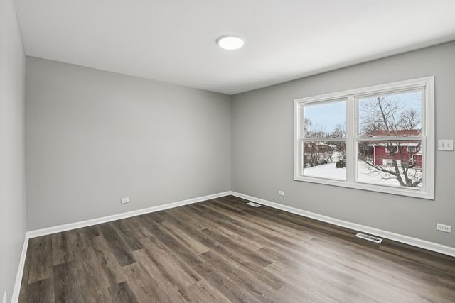 3403 Fountainbleau Drive, Hazel Crest, IL 60429