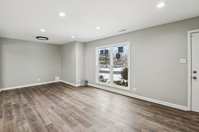 3403 Fountainbleau Drive, Hazel Crest, IL 60429