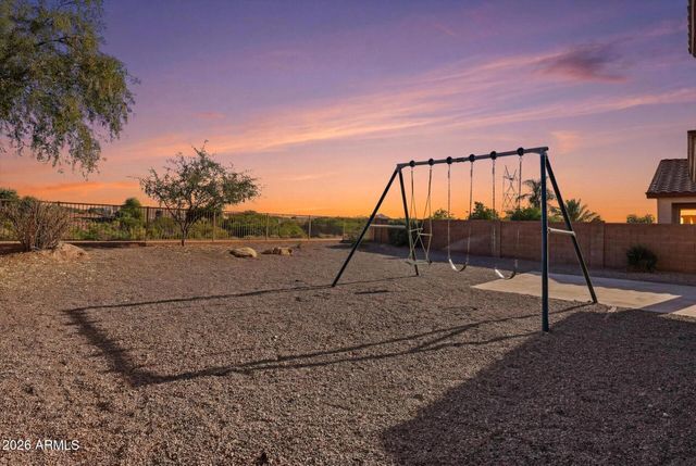 405 E HAROLD Drive, San Tan Valley, AZ 85140