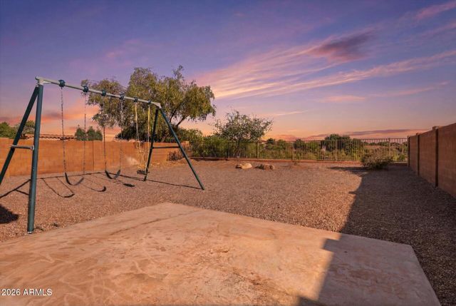 405 E HAROLD Drive, San Tan Valley, AZ 85140