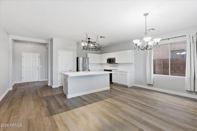 405 E HAROLD Drive, San Tan Valley, AZ 85140
