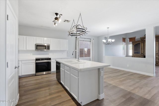 405 E HAROLD Drive, San Tan Valley, AZ 85140