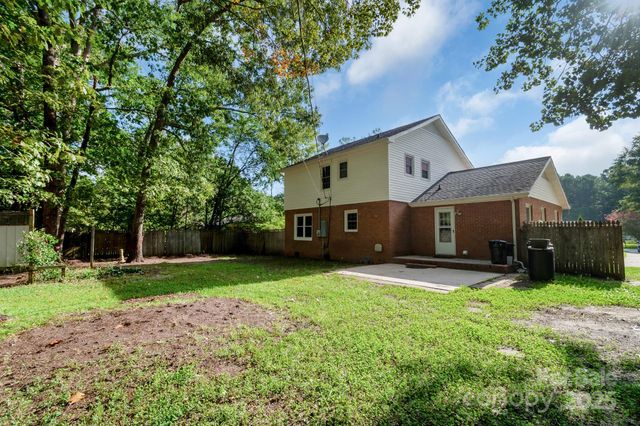 2470 Country Club Drive, Lancaster, SC 29720